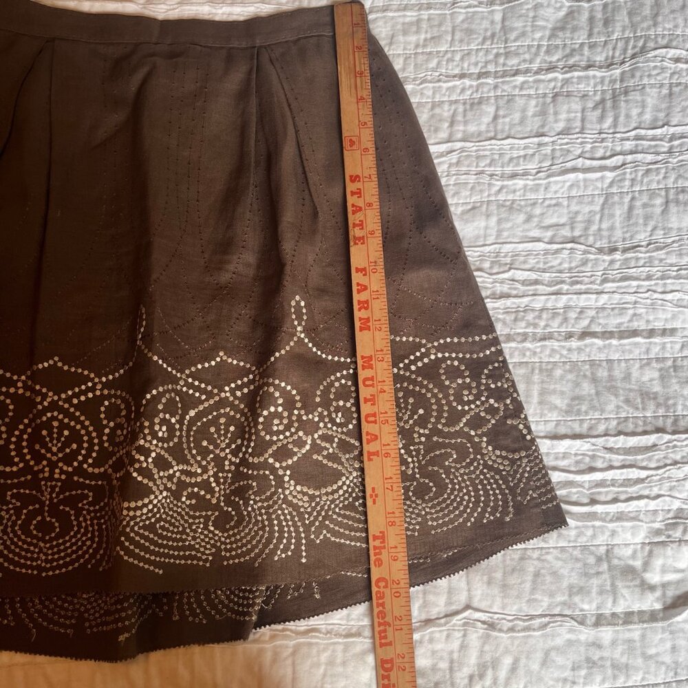 Elie Tahari Brown Linen Skirt with Embroidered Hem 6 - Picture 7 of 9